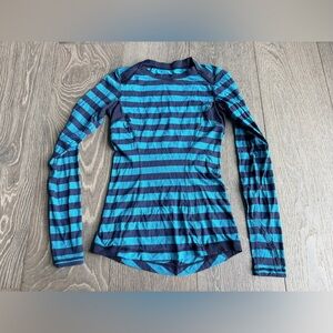 Lululemon Base Runner Long Sleeve in Micro Macro Stripe Surge / Inkwell Size 4